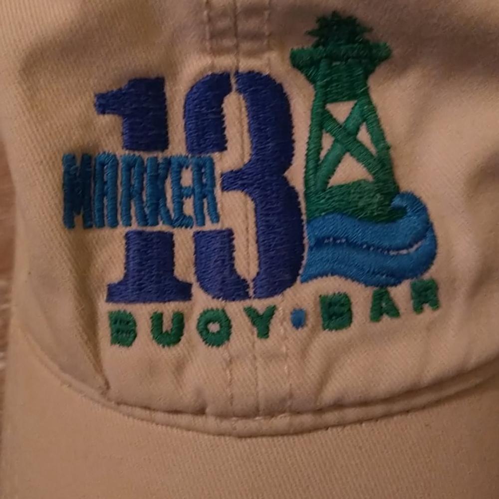 Hat - Picture 2 of 4